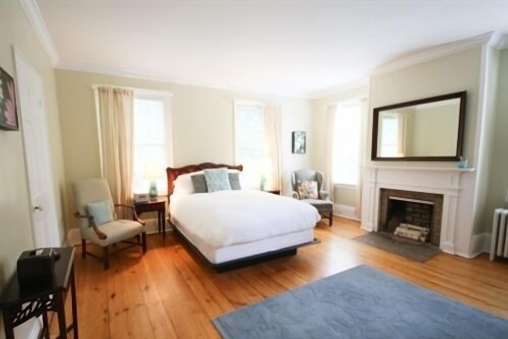 Snapdragon Inn - carbon neutral hotel in Windsor