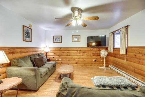 Lakefront Bemidji Getaway with Community Beach — hotel in Bemidji