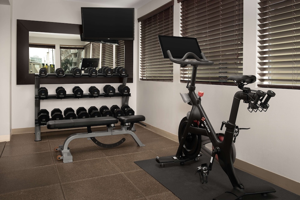 Hilton Garden Inn Marina Del Rey - photo 30