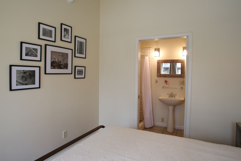 Tower House Inn - photo 10