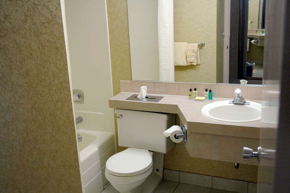Best Western Plus Columbia River Hotel & Conference Center - photo 15
