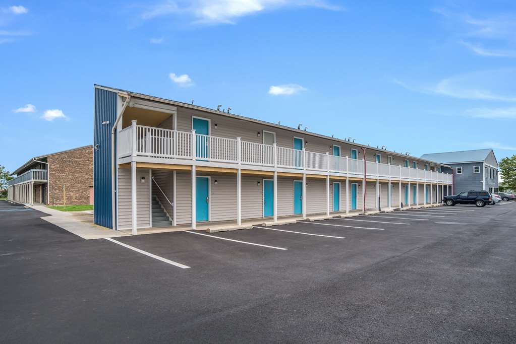 Rodeway Inn at Somers Cove Marina - photo 5