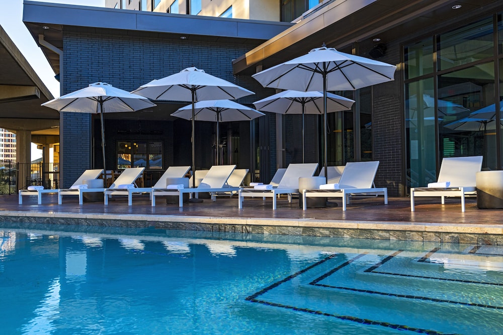 Hotel Indigo Irving Las Colinas by IHG - photo 40