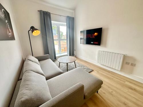 Fountain Apartment No 2 with Free Parking — 4-Star Luxury Hotel in York, United Kingdom