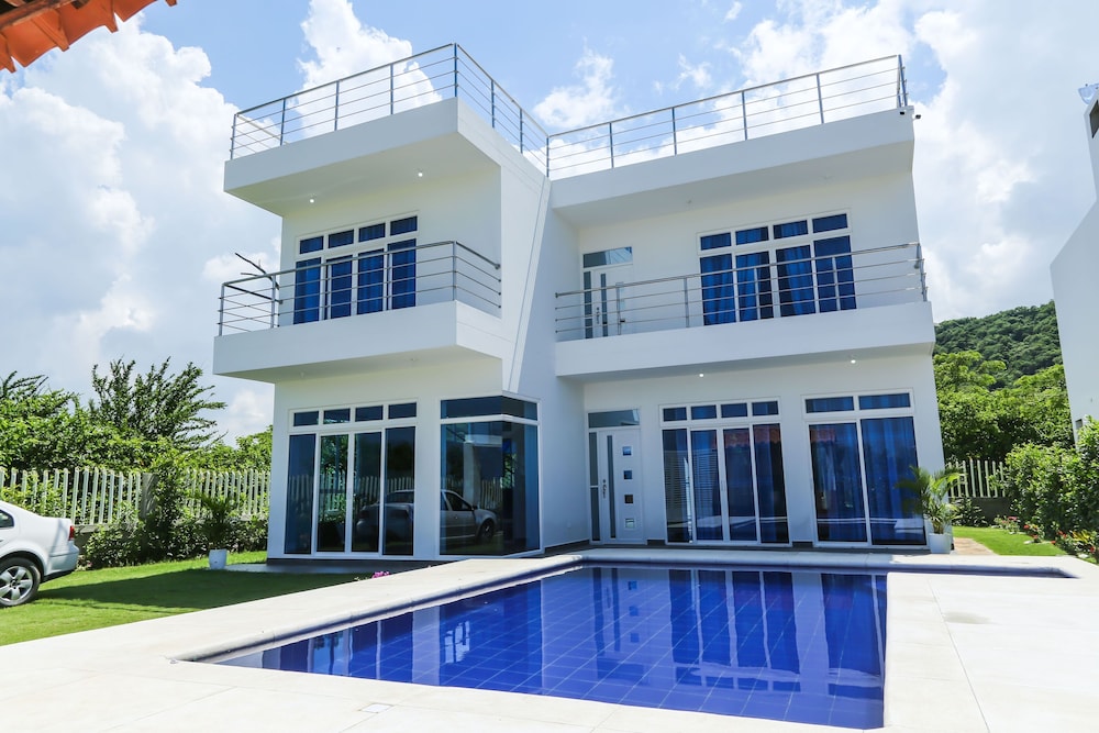 Mandalay Coast Cabaña Cerca A La Playa in Juan De Acosta, Colombia