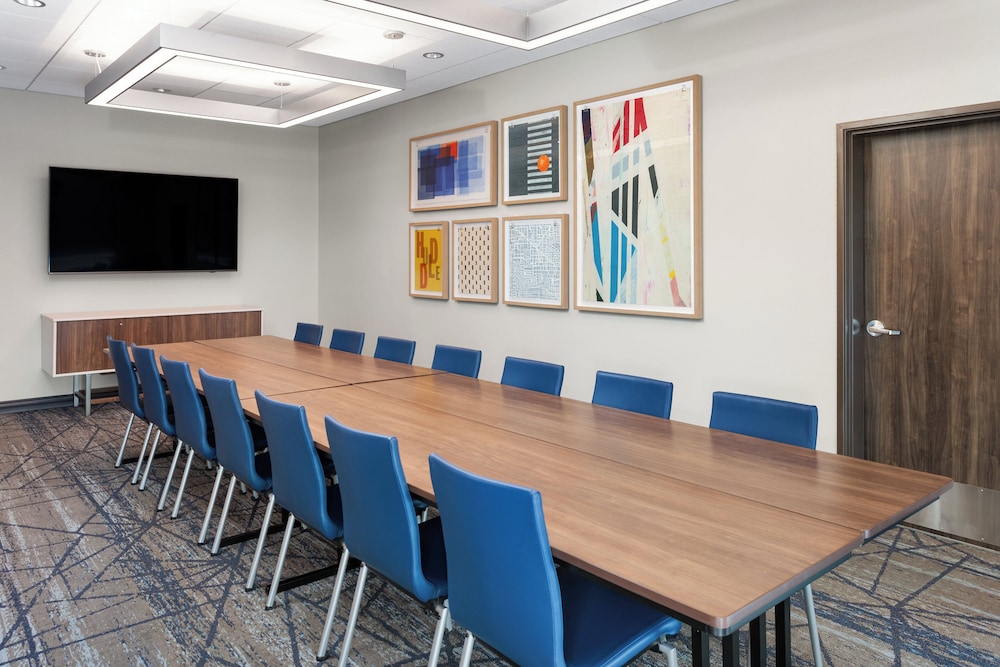 Holiday Inn Express & Suites Reedsburg Dells Area by IHG - photo 56