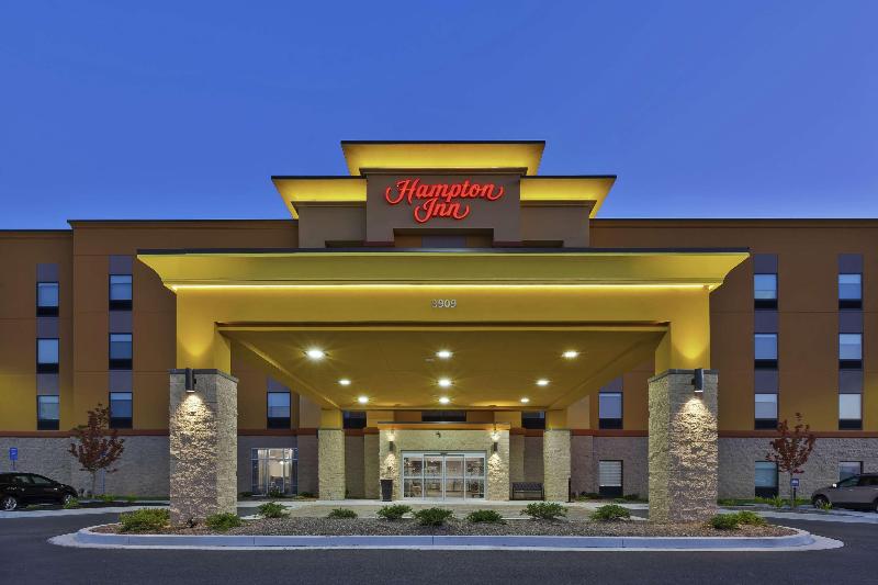 Hampton Inn Sedalia - photo 2