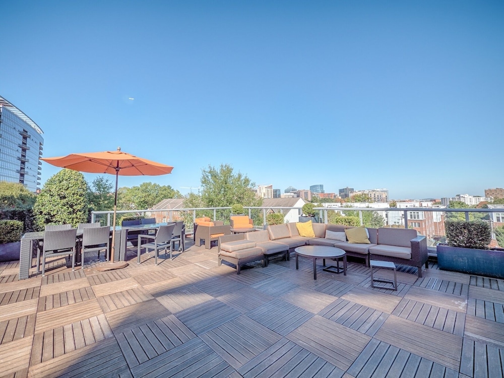 National at Courthouse — 4-Star Luxury Hotel in Arlington, United States