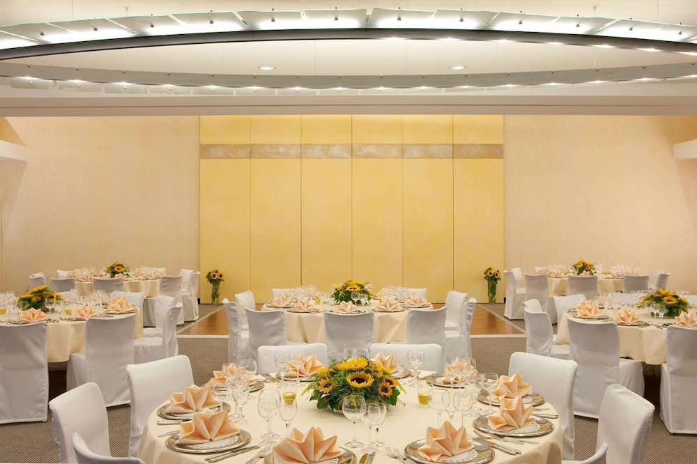 Indoor wedding