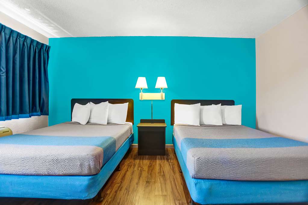 Motel 6 Fort Bragg CA - photo 15