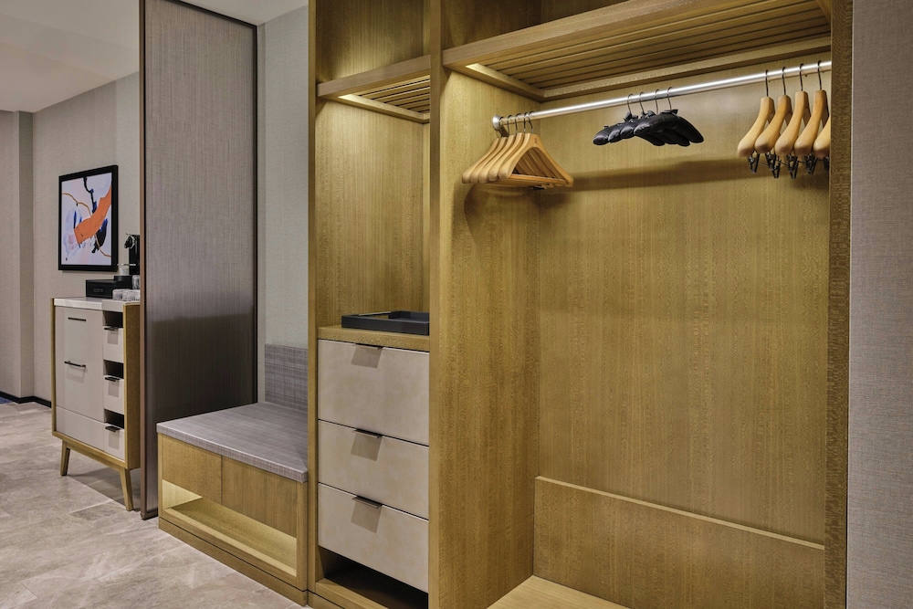 The St. Regis Chicago - photo 30