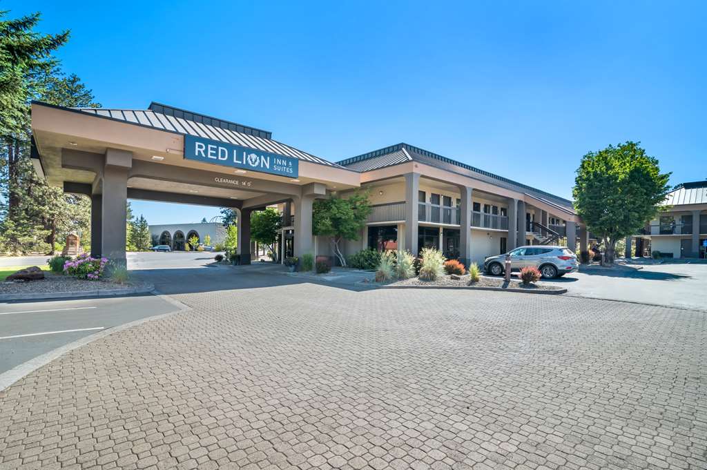 Red Lion Inn & Suites Deschutes River Bend - photo 11