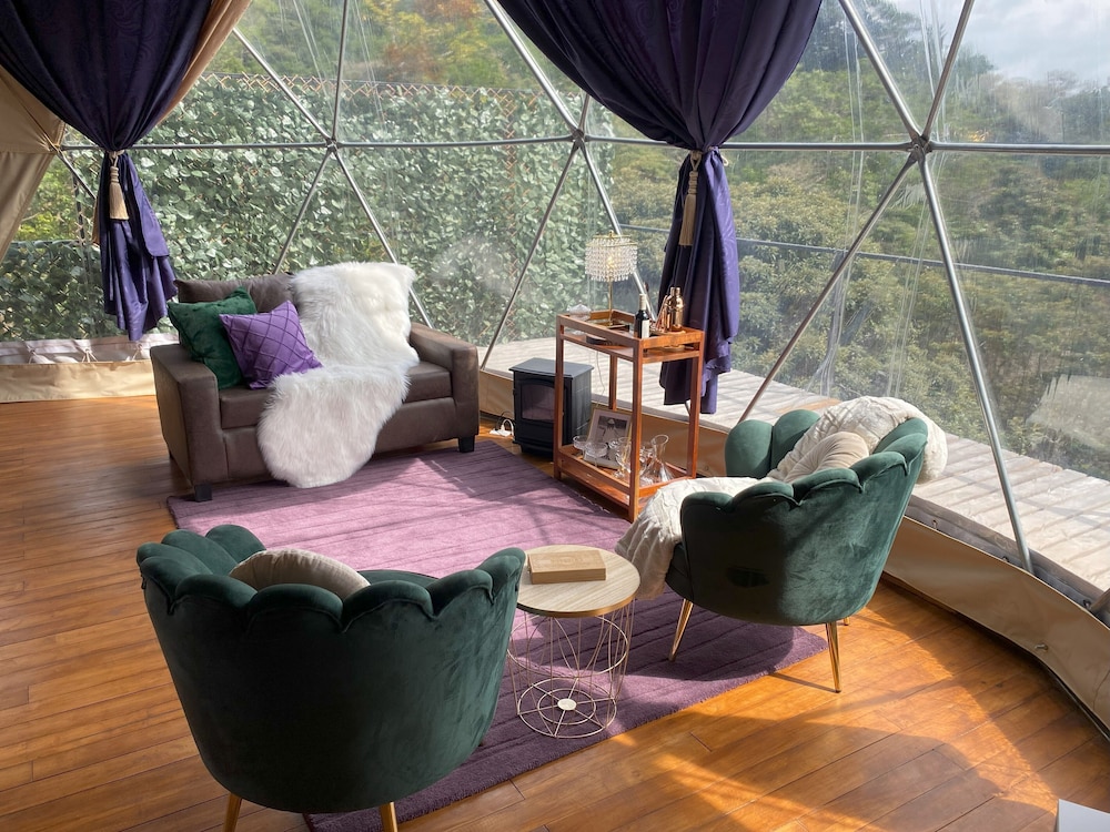 FéLIZA Rainforest Domes in Monteverde, Costa Rica