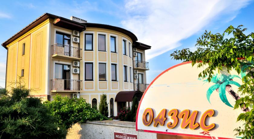 Oazis Hotel — hotel in Yevpatoriya