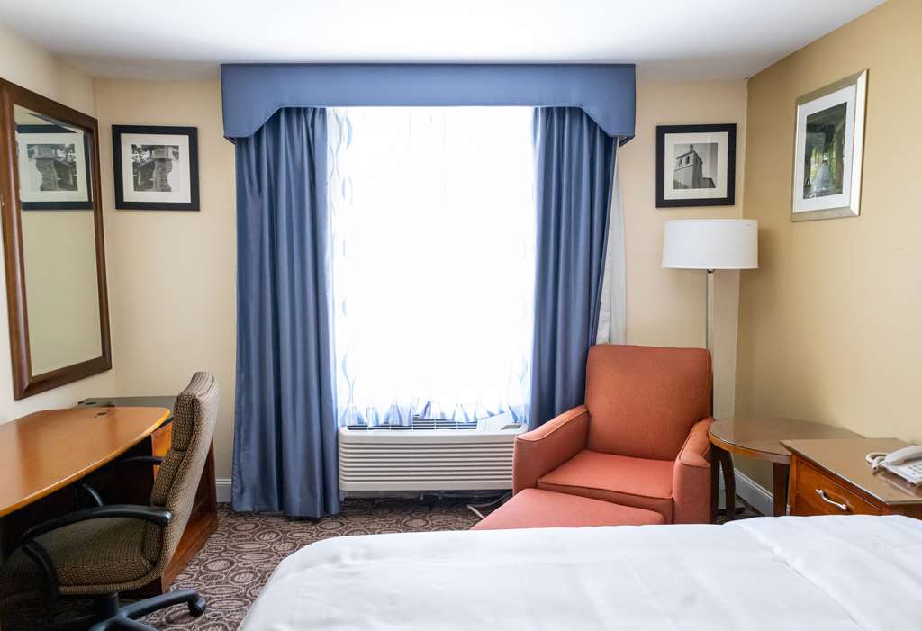 Days Inn By Wyndham College Park Atlanta Airport South - photo 23