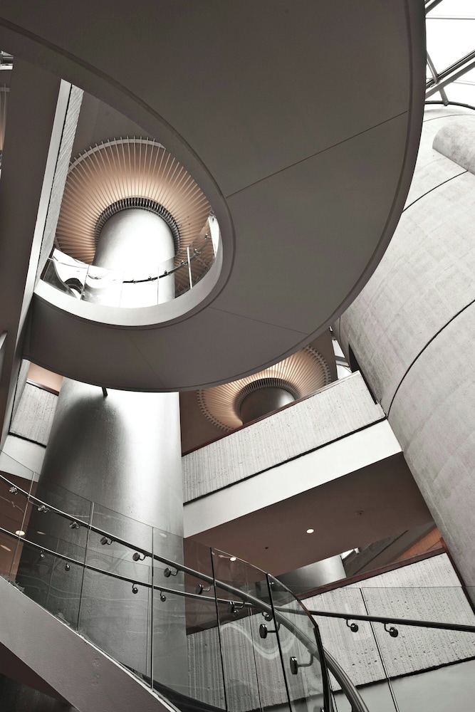 The Westin Peachtree Plaza Atlanta - photo 11