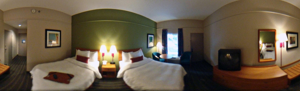 Hampton Inn Brooksville Dade - photo 13