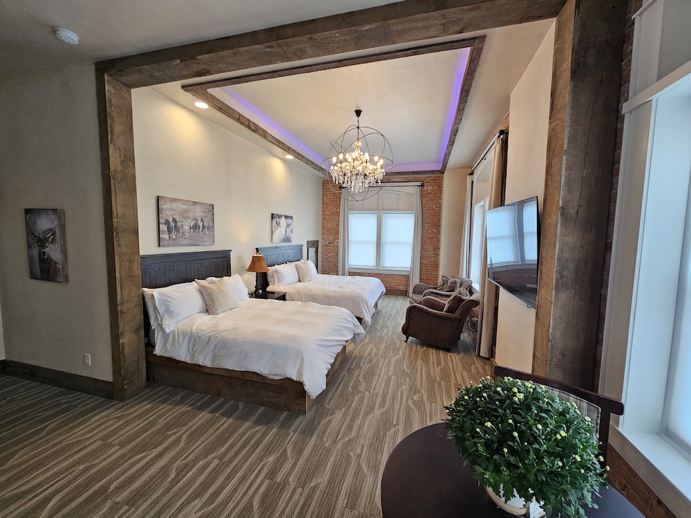 Eaglescape Suites and Event Center - photo 4