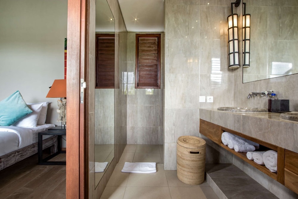Luxury Villa in Bali near Beach Bali Villa 2034 — 4-Star Luxury Hotel in Seminyak, Indonesia