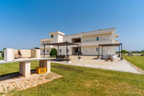 Le scuderie 8 — 4-Star Luxury Hotel in Galatone, Italy
