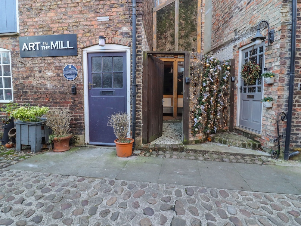 2 Castlegate in Knaresborough, United Kingdom