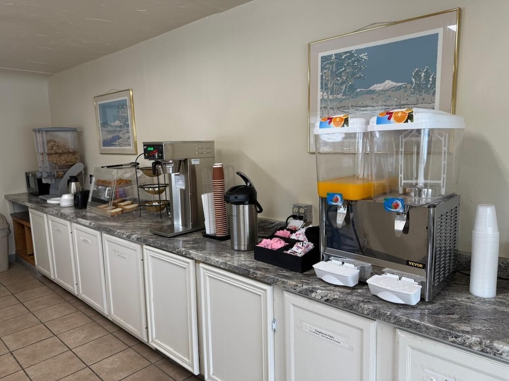 Sunrise Motor Inn - photo 37