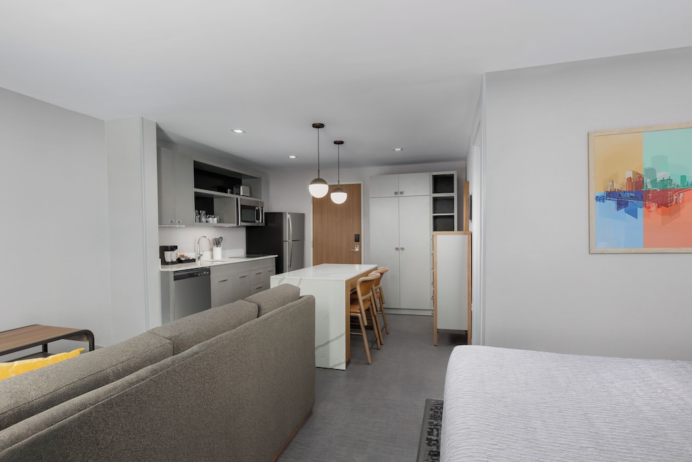 Homewood Suites by Hilton Newport Cincinnati - photo 9