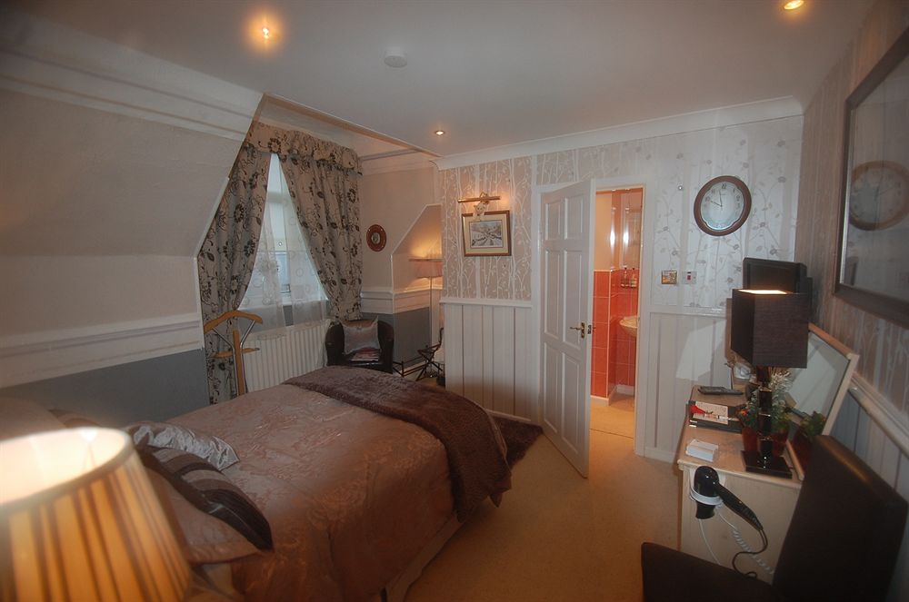 Norwood — 4-Star Luxury Hotel in Accrington, United Kingdom