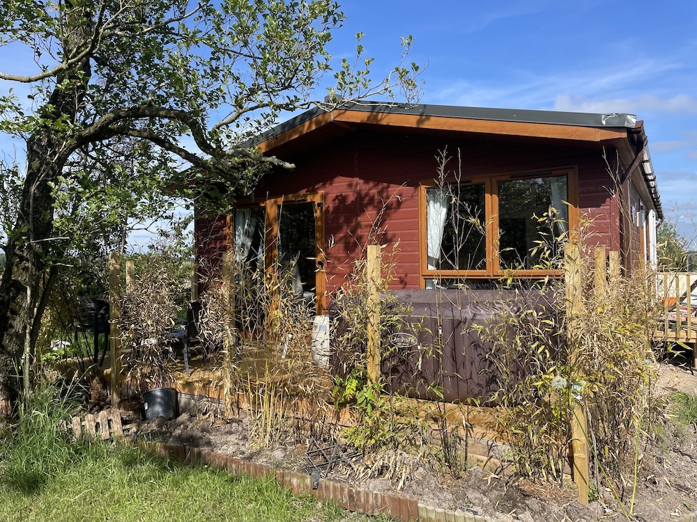 Immaculate 3 bed Lodge in Otley
