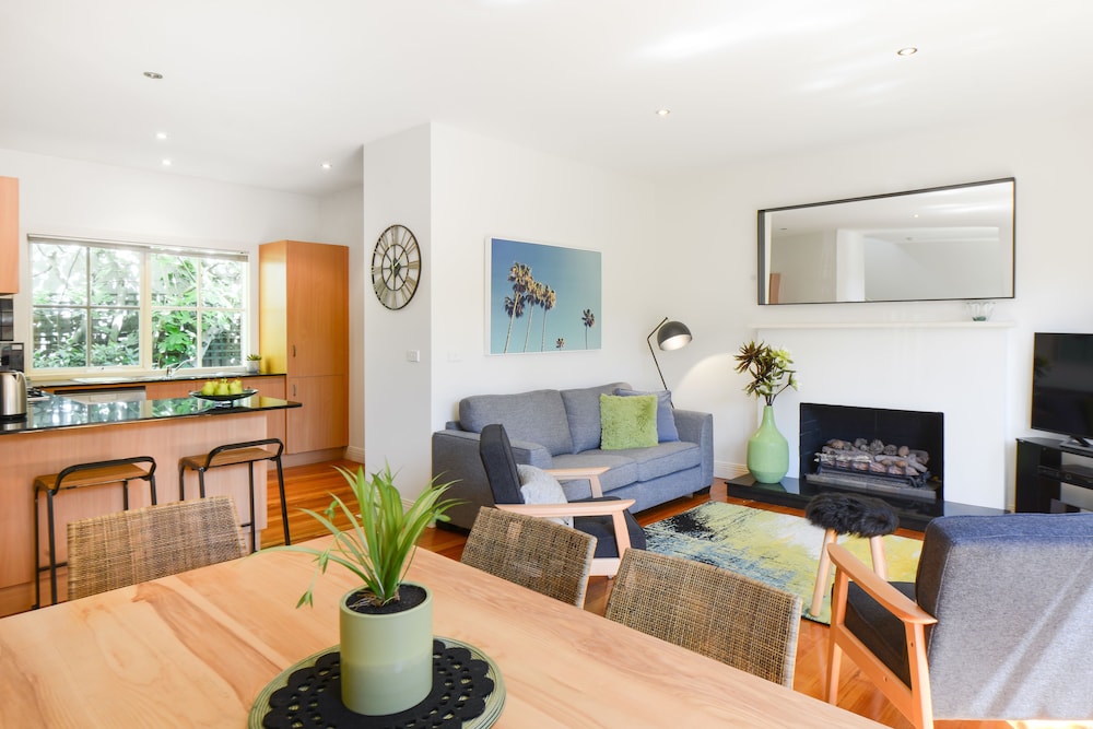 Boutique Stays Brighton Abode — 4-Star Luxury Hotel in Melbourne, Australia