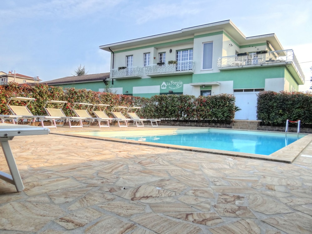 La Forgia Rooms And Breakfast in Peschiera Del Garda, Italy
