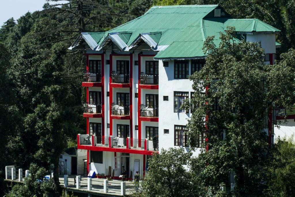 Hotel Himgiri — Dalhousie