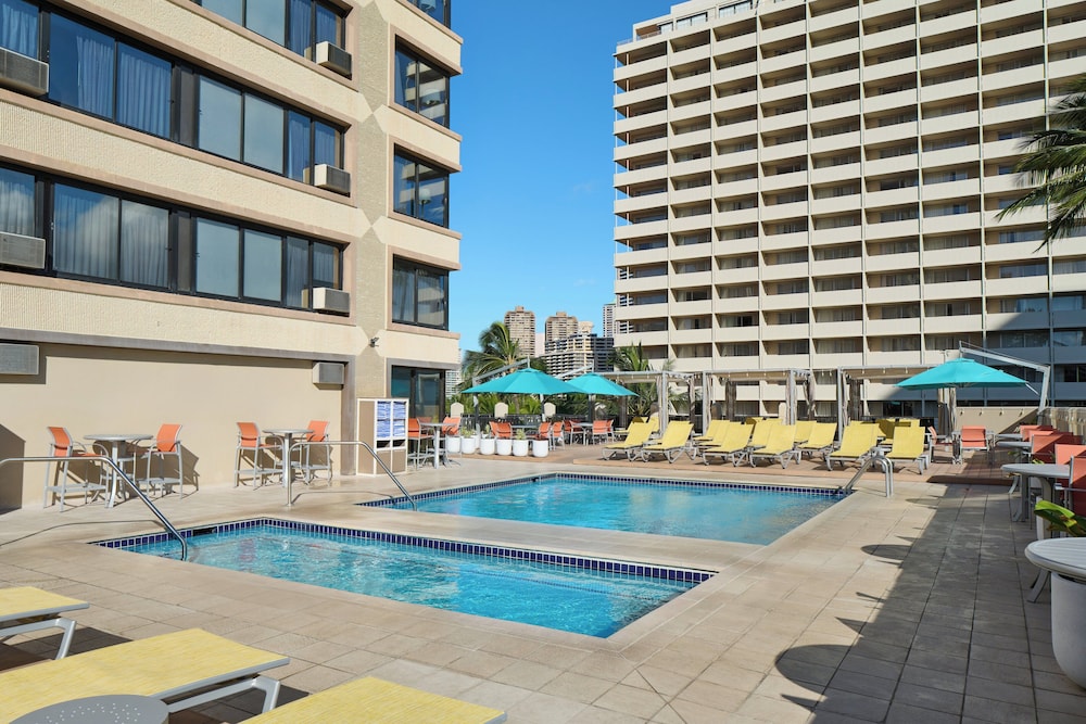 Holiday Inn Express Waikiki by IHG - photo 39