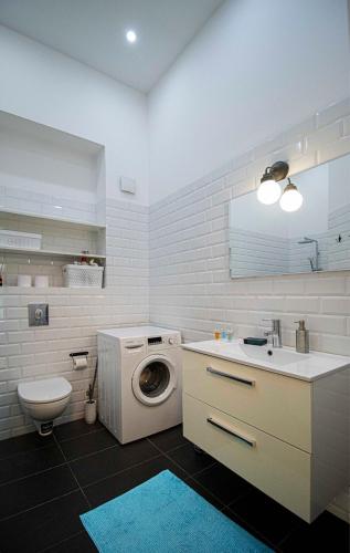 Tranquil 1BR Sololaki Apt By Wehost