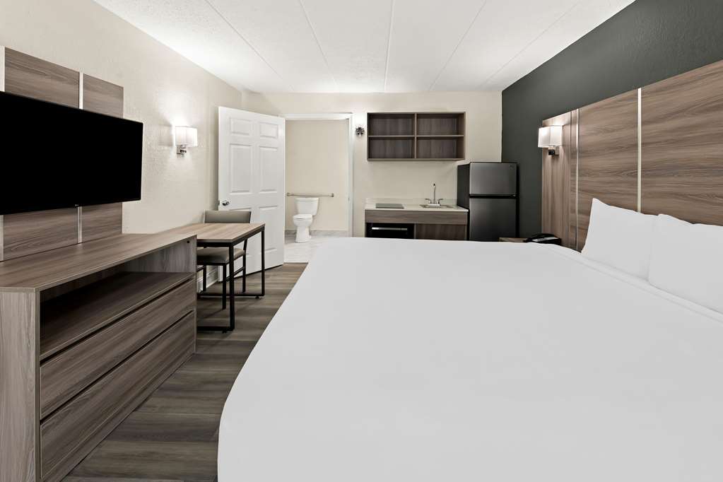 Super 8 by Wyndham Mason - photo 13