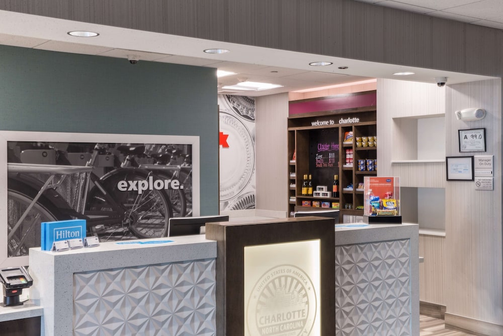 Hampton Inn & Suites Charlotte Ballantyne - photo 6