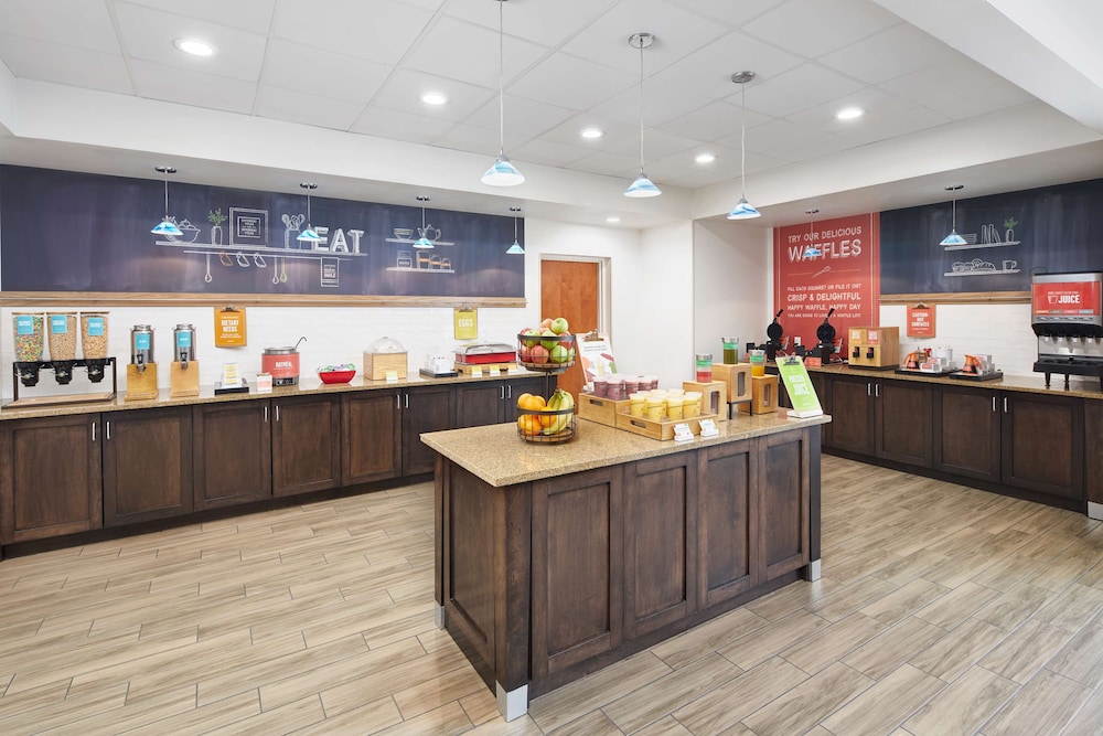 Hampton Inn by Hilton Plant City - photo 28