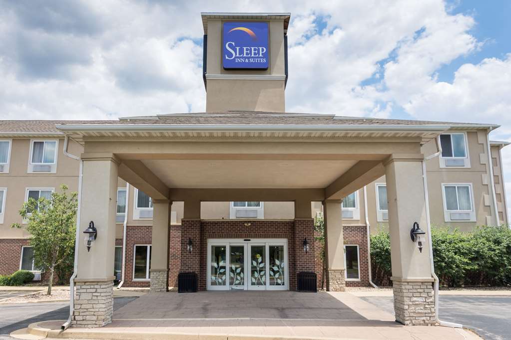 Sleep Inn & Suites Washington near Peoria - photo 2