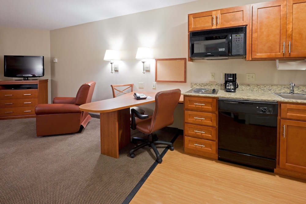Candlewood Suites Williamsport by IHG - photo 28
