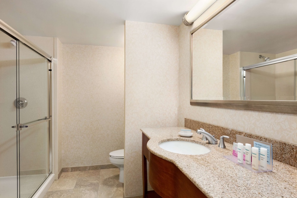Hampton Inn Warrenton - photo 19