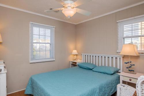 Splendid Days by Oak Island Accommodations - photo 32