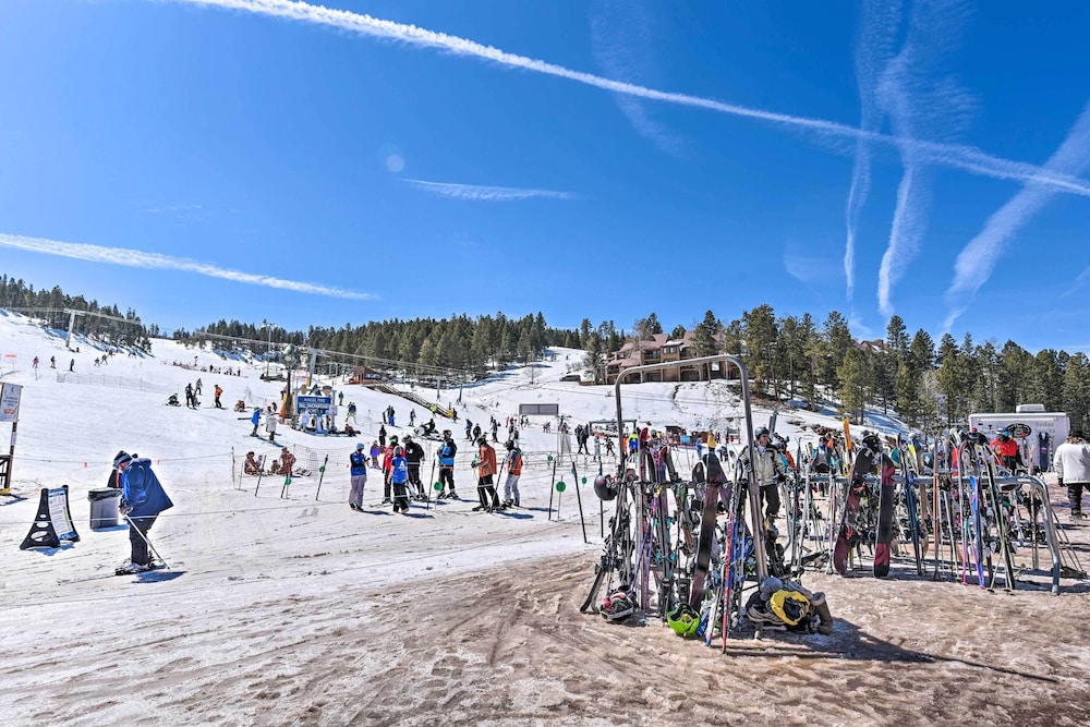 Angel Fire Condo with Fireplace Less Than 1 Mi to Ski Resort - photo 18