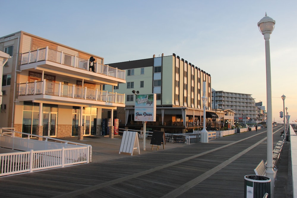 Safari Hotel Boardwalk - photo 20