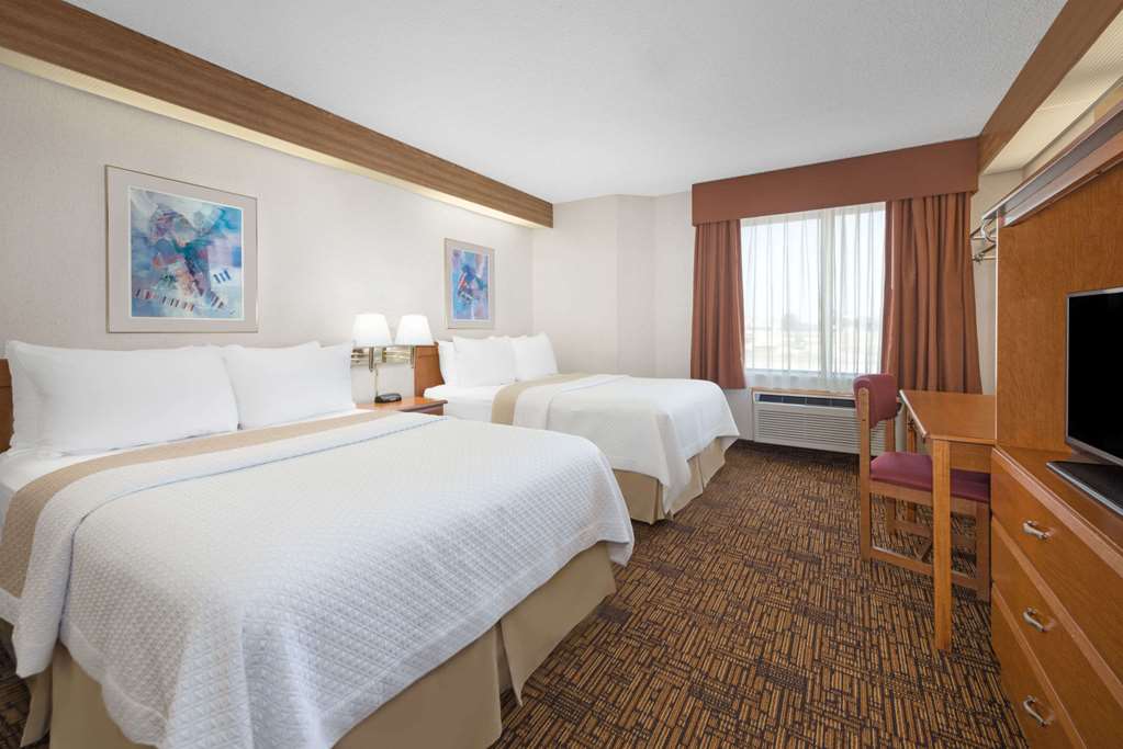 Days Inn by Wyndham Liberal KS - photo 9