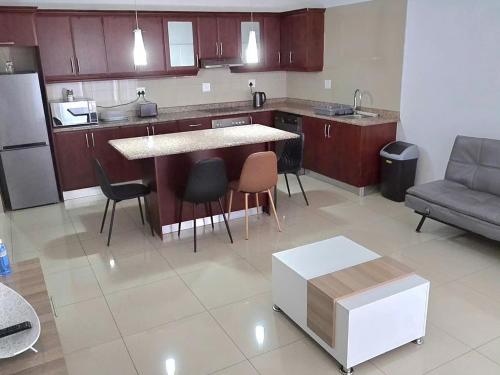 Durban Overport Halaal Accommodation 1S No Alcohol No Parties No Music No Noise No Pets — 4-Star Luxury Hotel in Durban, South Africa