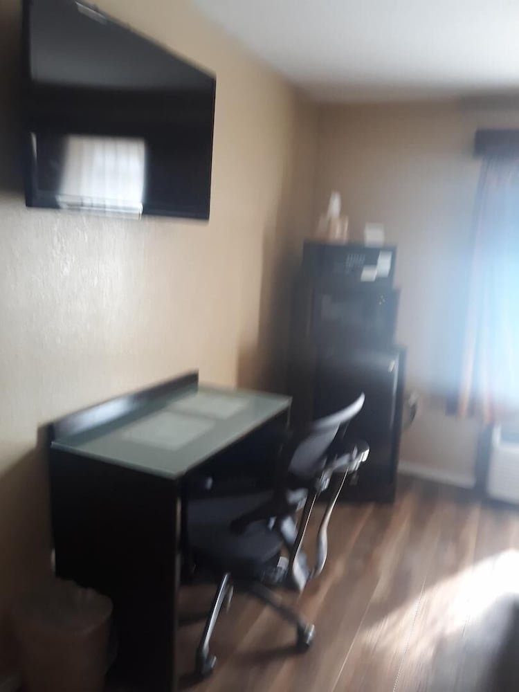 Americas Best Value Inn Caldwell - photo 16