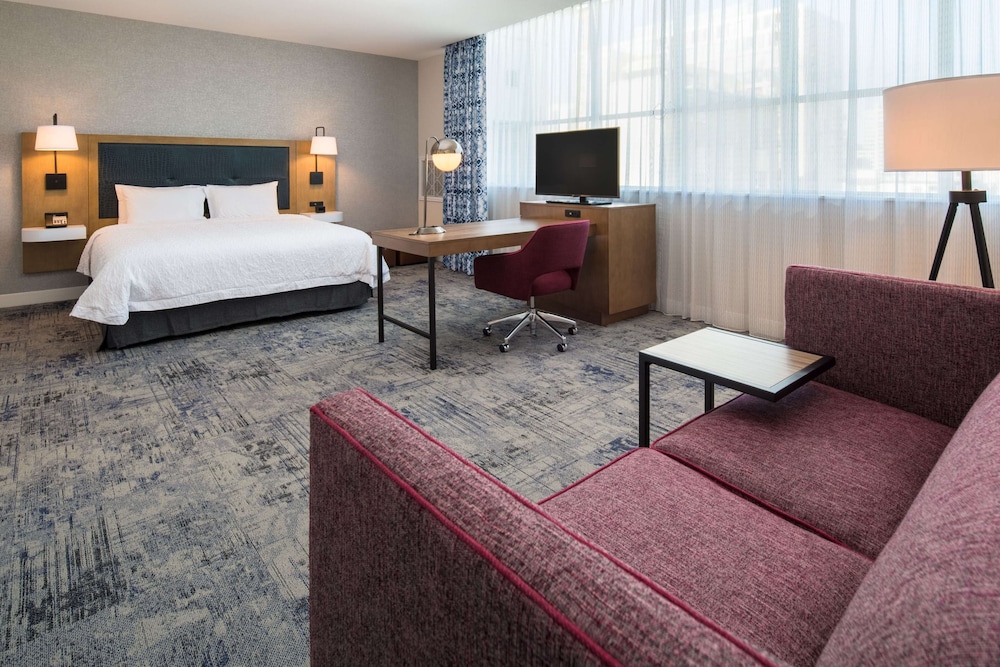 Hampton Inn & Suites Portland Pearl District - photo 14