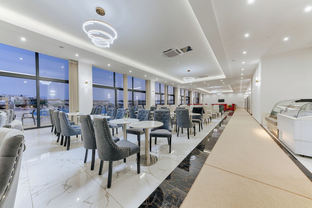Bh Hotel — Bar — photo 4