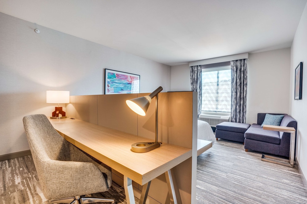 Hilton Garden Inn North Dallas Central Expy - photo 15