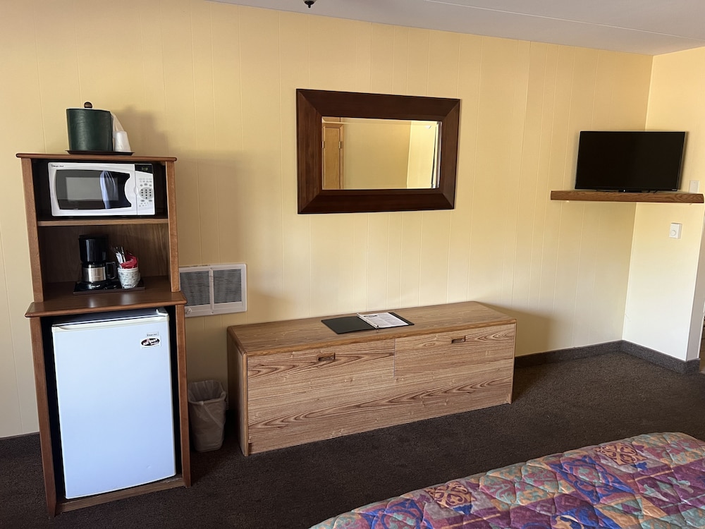 All Star Inn & Suites - photo 190